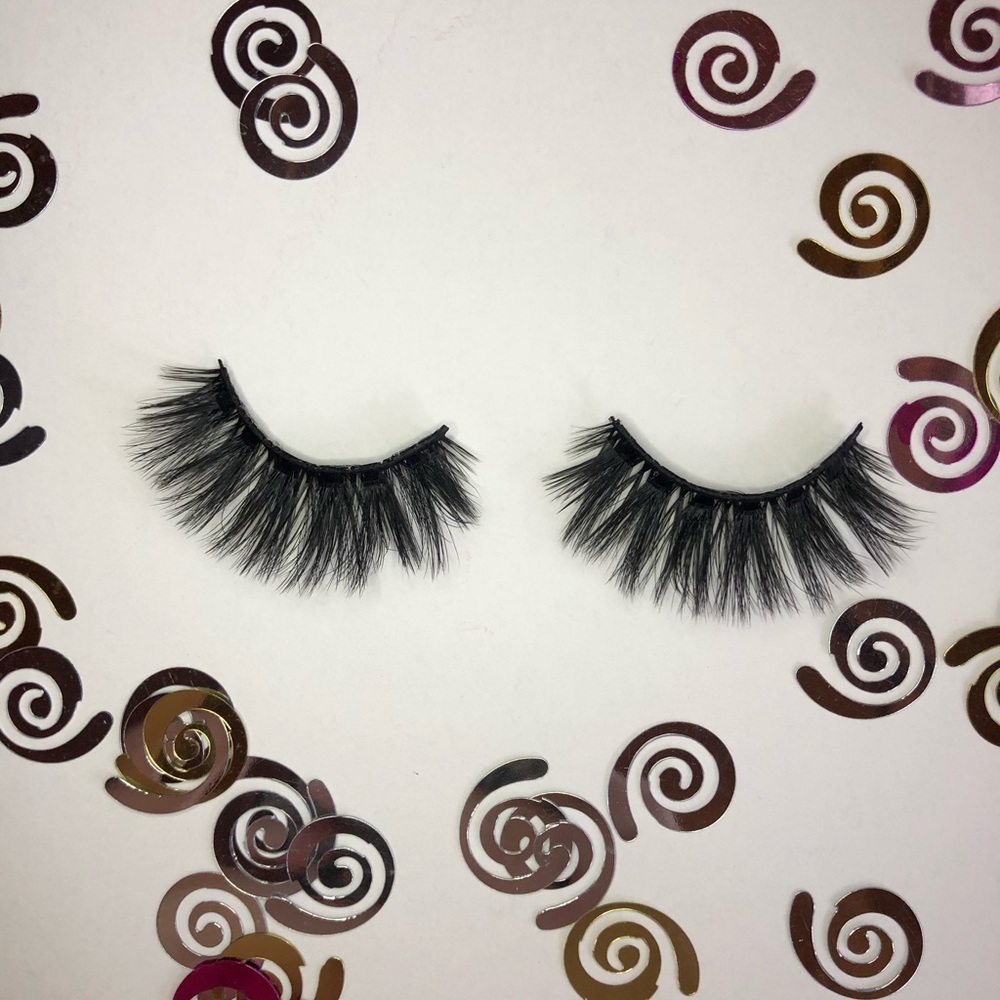 3D LASHES “COCOA” 💗